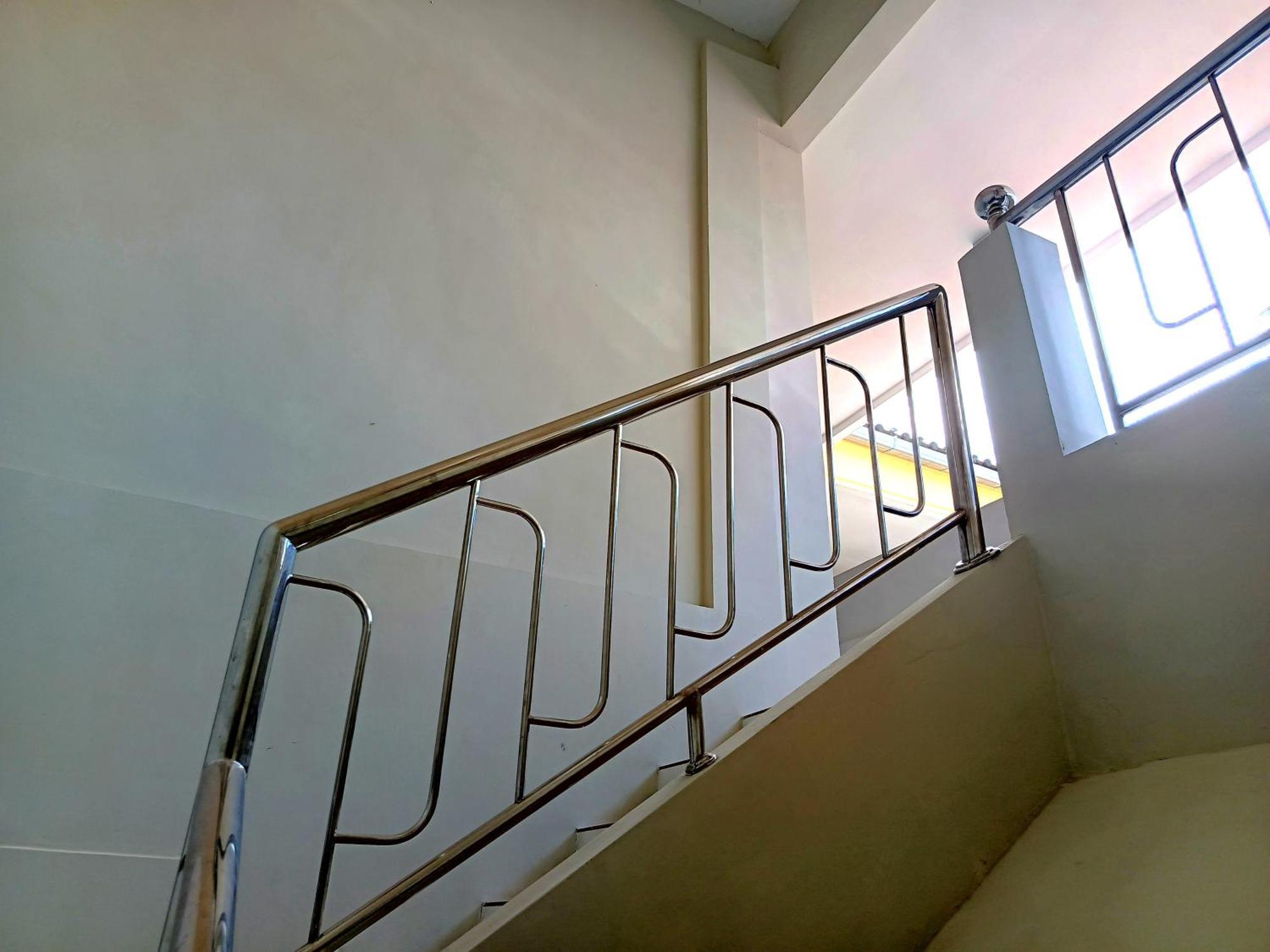 Bebek Kuning Residence Blimbing  Buitenkant foto