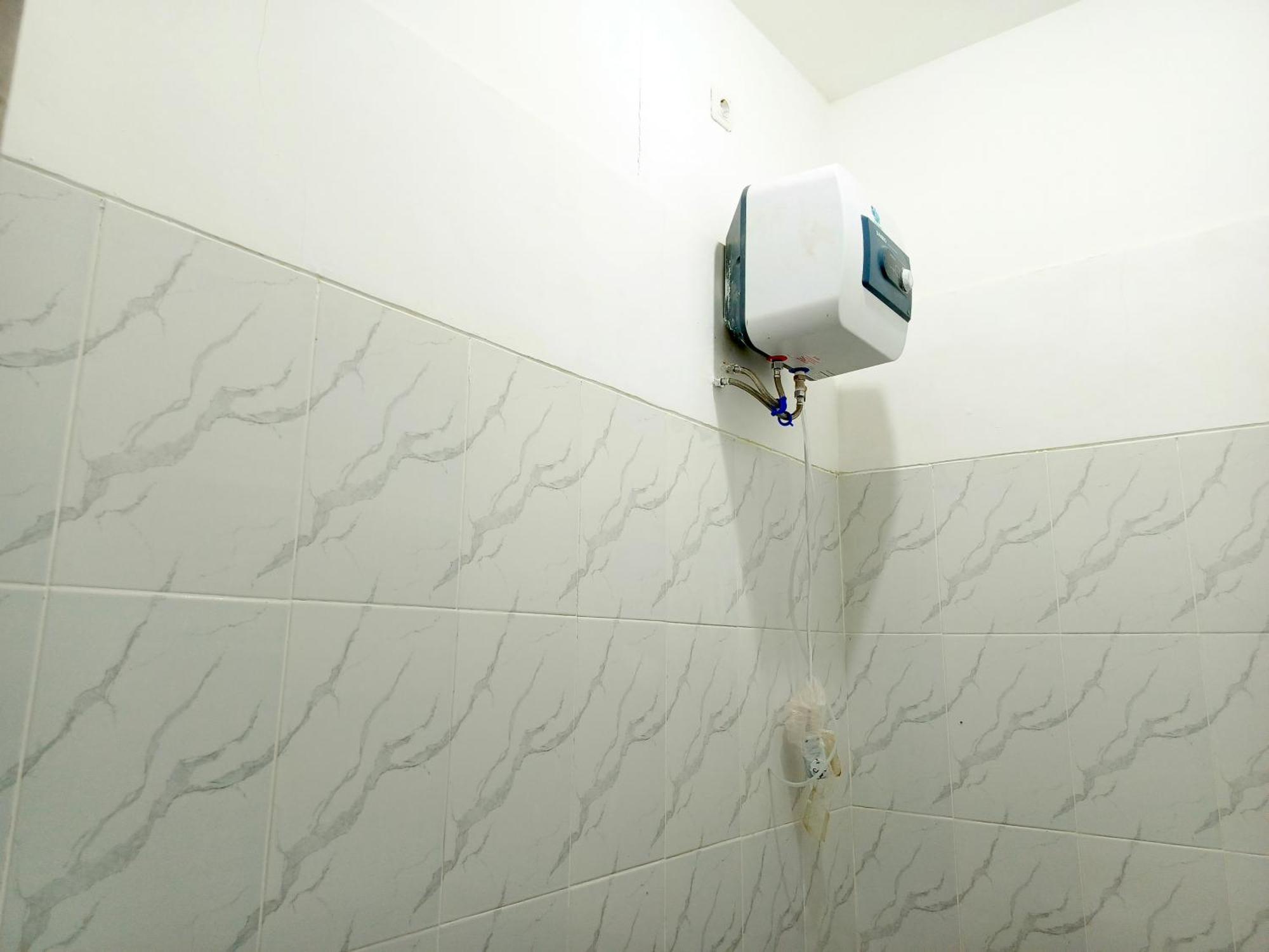 Bebek Kuning Residence Blimbing  Buitenkant foto